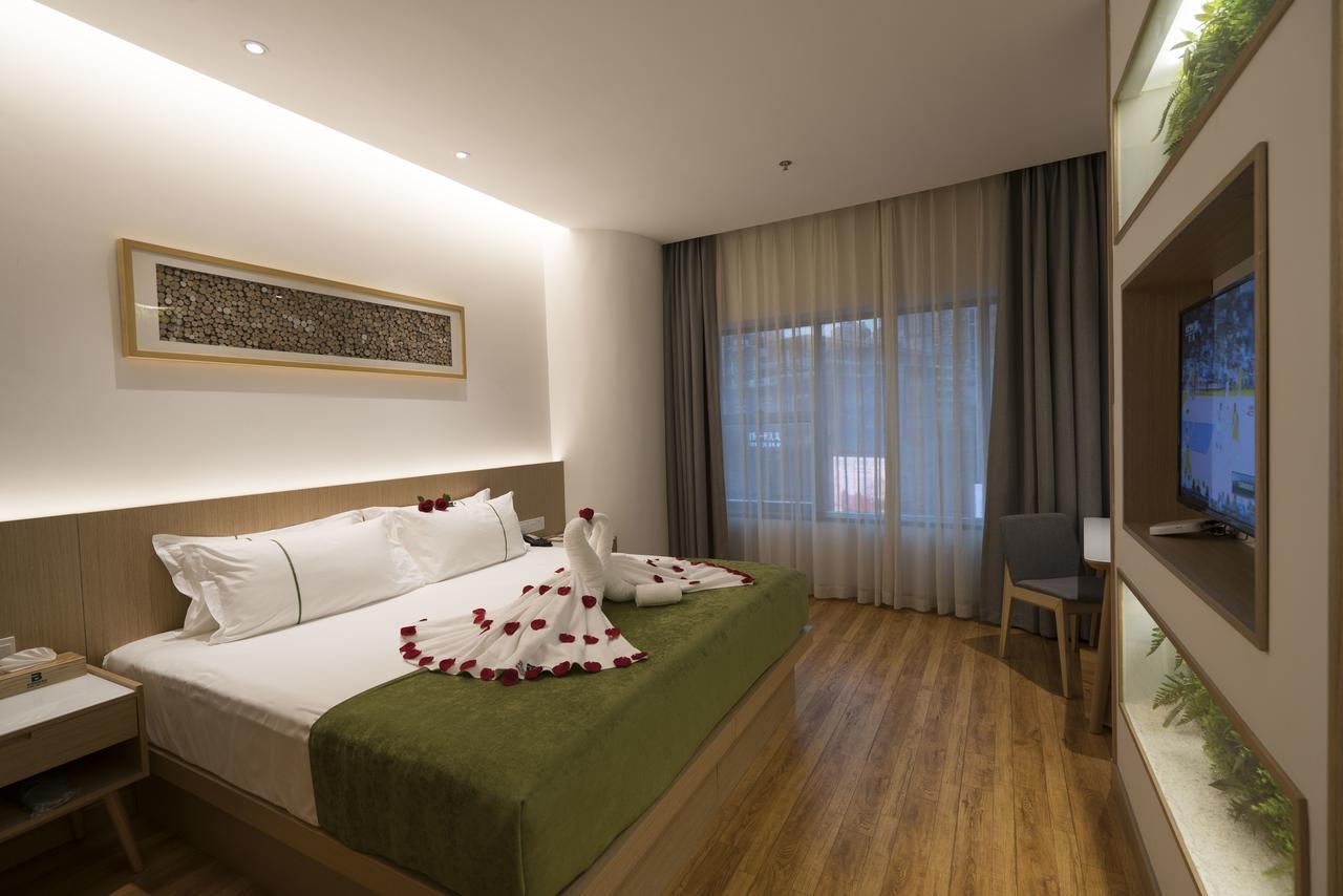 Bindun Langyi Hotel Yuzhong Екстер'єр фото